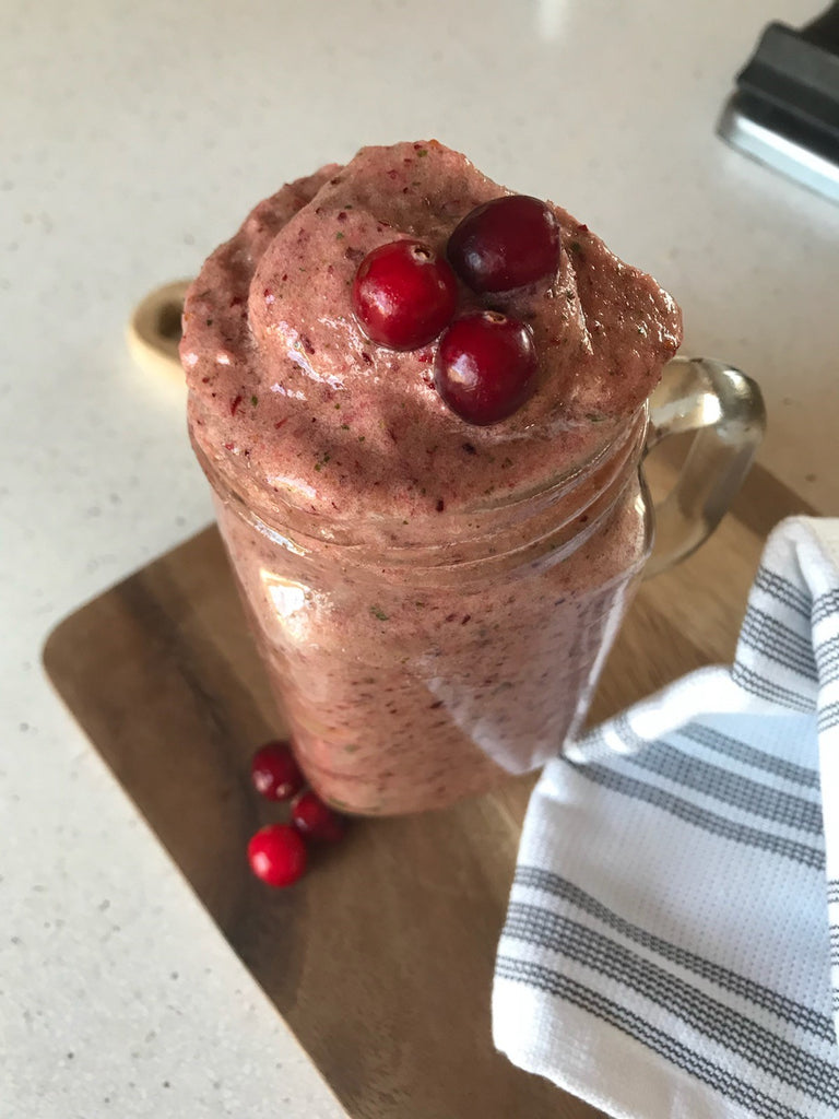 Cranberry, Orange, Spinach and Pineapple Smoothie – Decas Farms
