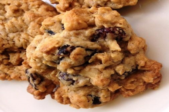 Cranberry Vanilla Oatmeal Cookies